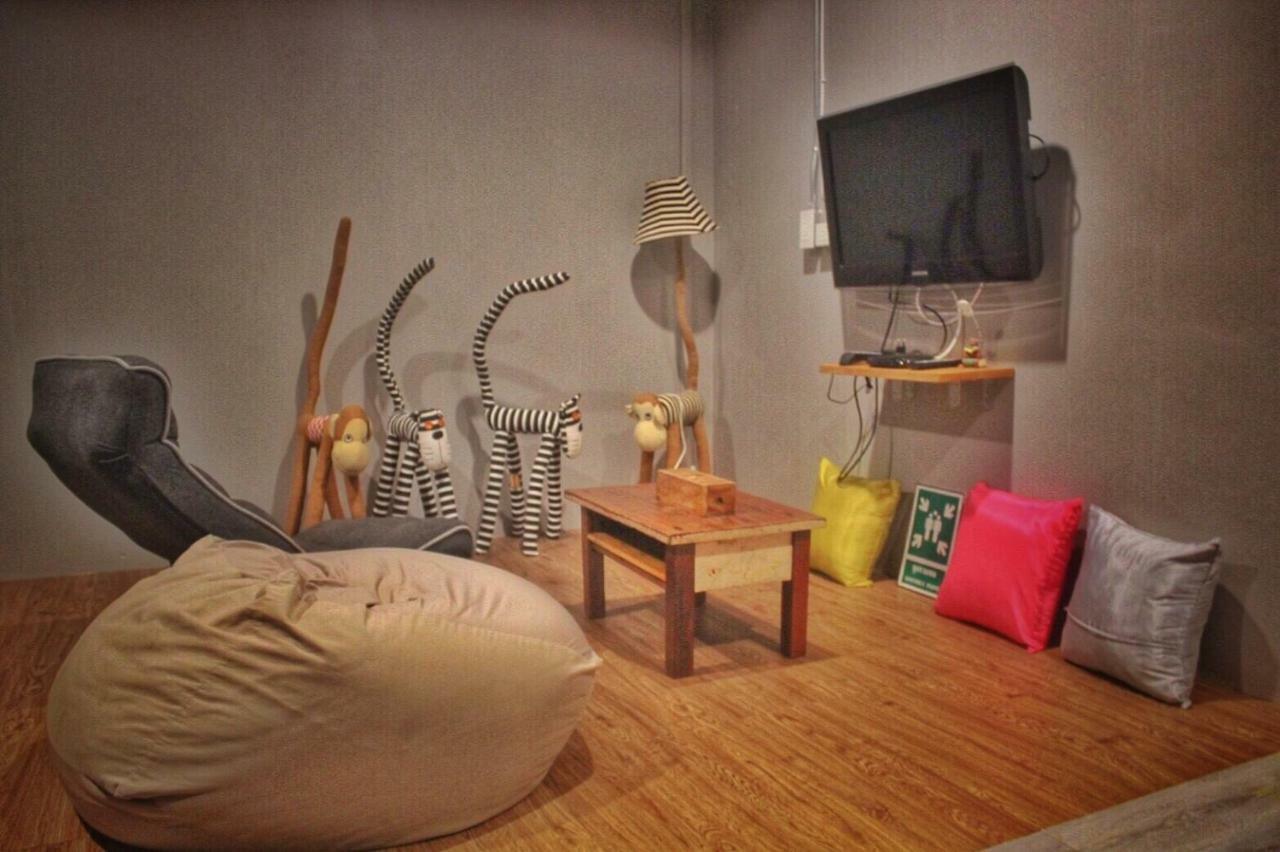 Ok Chic Phuket Hostel Екстериор снимка