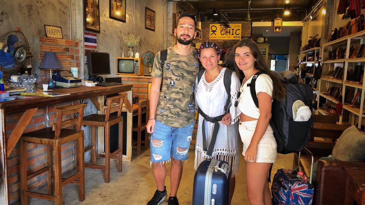 Ok Chic Phuket Hostel Екстериор снимка