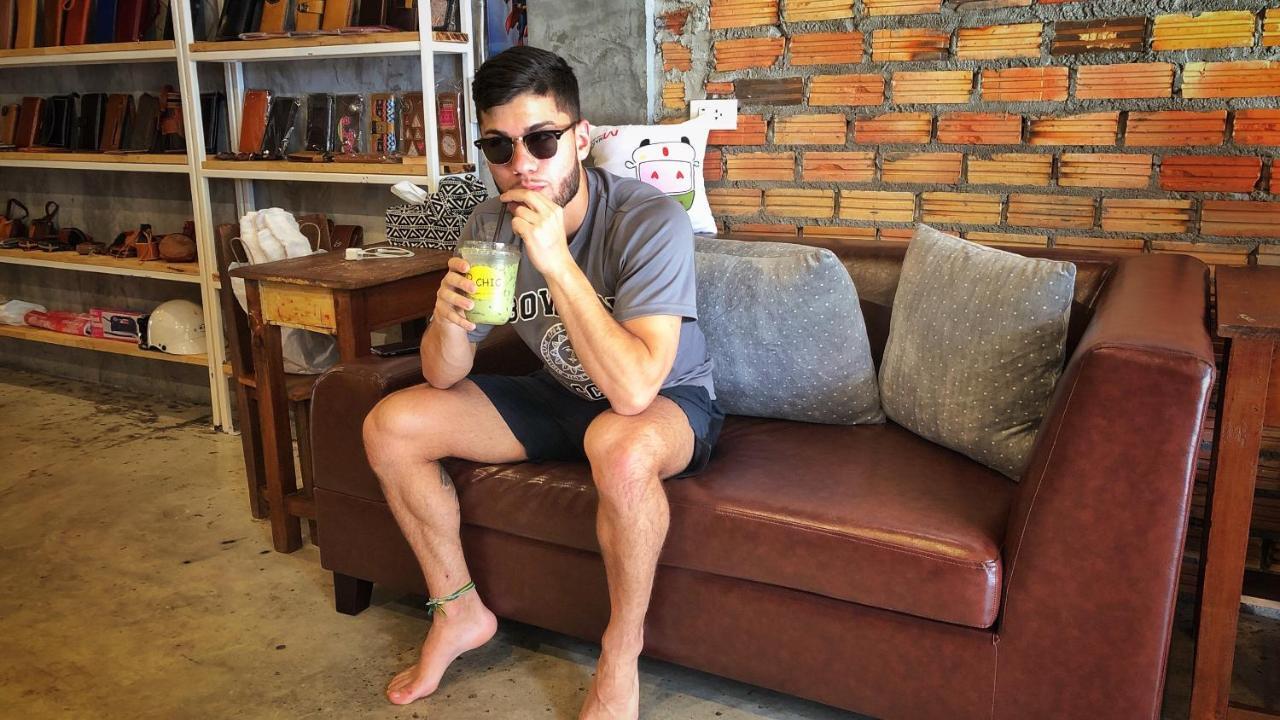 Ok Chic Phuket Hostel Екстериор снимка